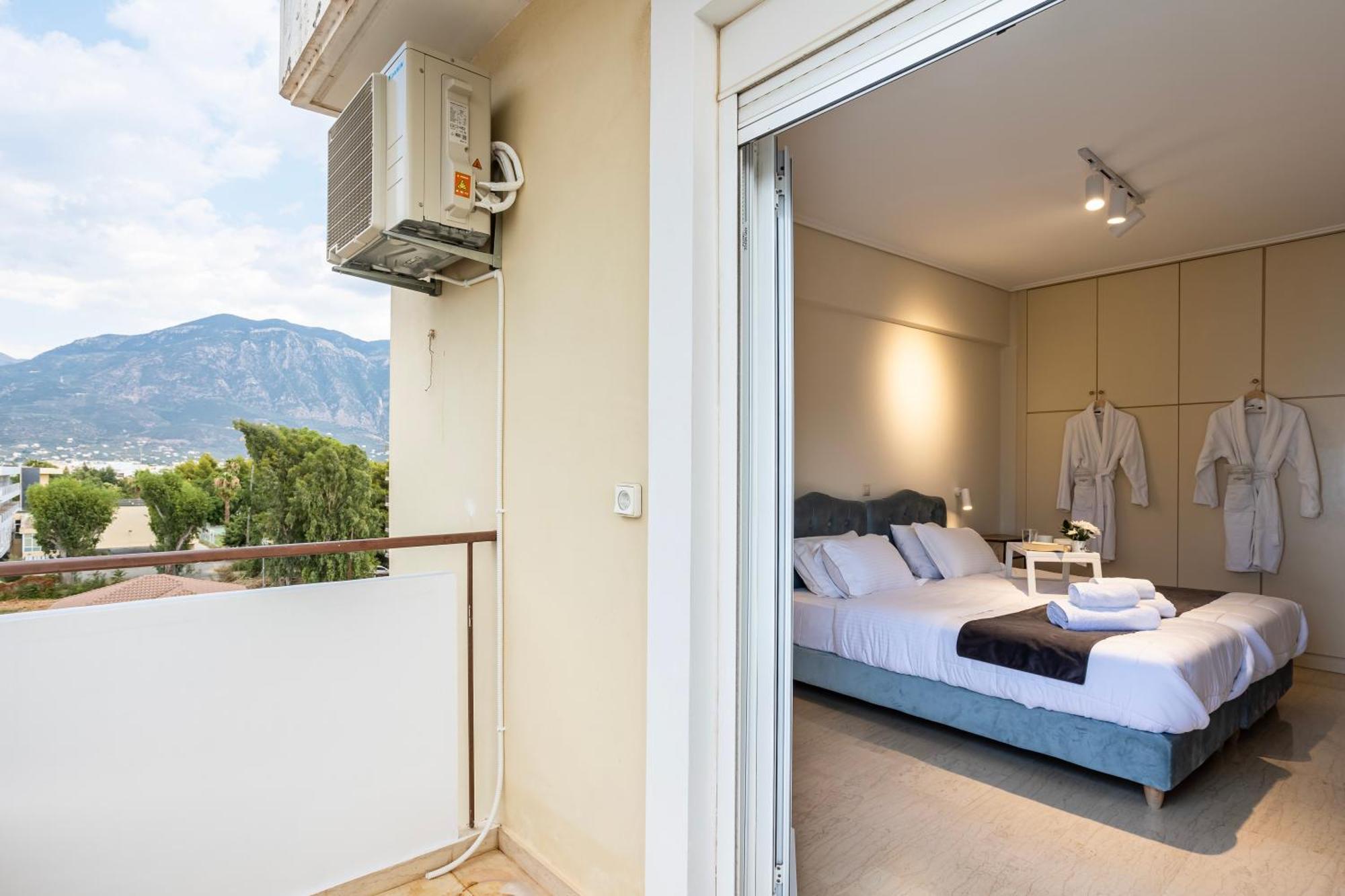 Villy'S Comfort Zone Apartments Kalamata Exterior photo